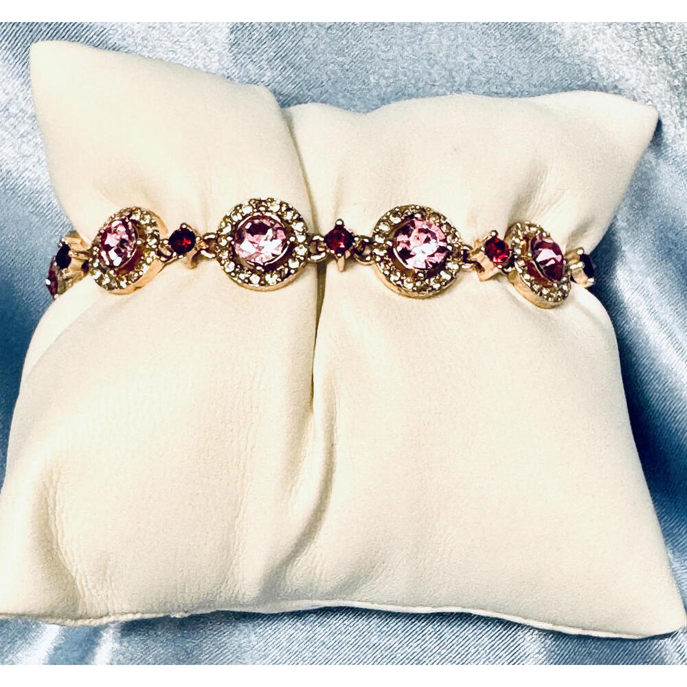 Gold Tone Pink and Clear Rhinestone Cabochons w/Red Diamond Shape Links Bracelet